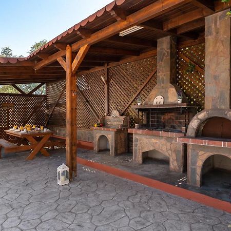 Antico Rosso Villa Ялиссос Экстерьер фото