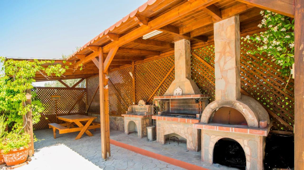 Antico Rosso Villa Ялиссос Экстерьер фото